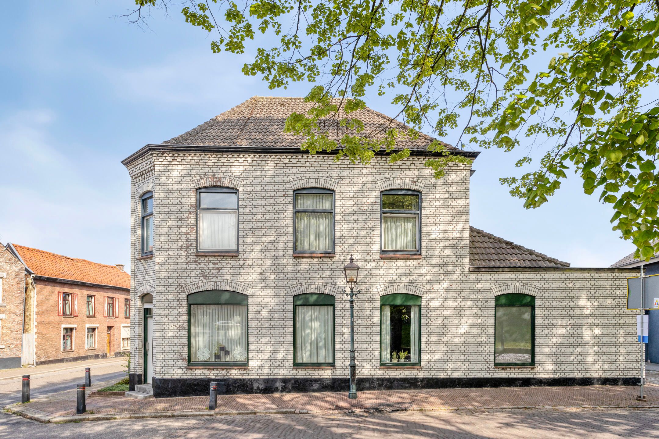 Spacious detached home with 7 bedrooms in Schimmert village center — 51