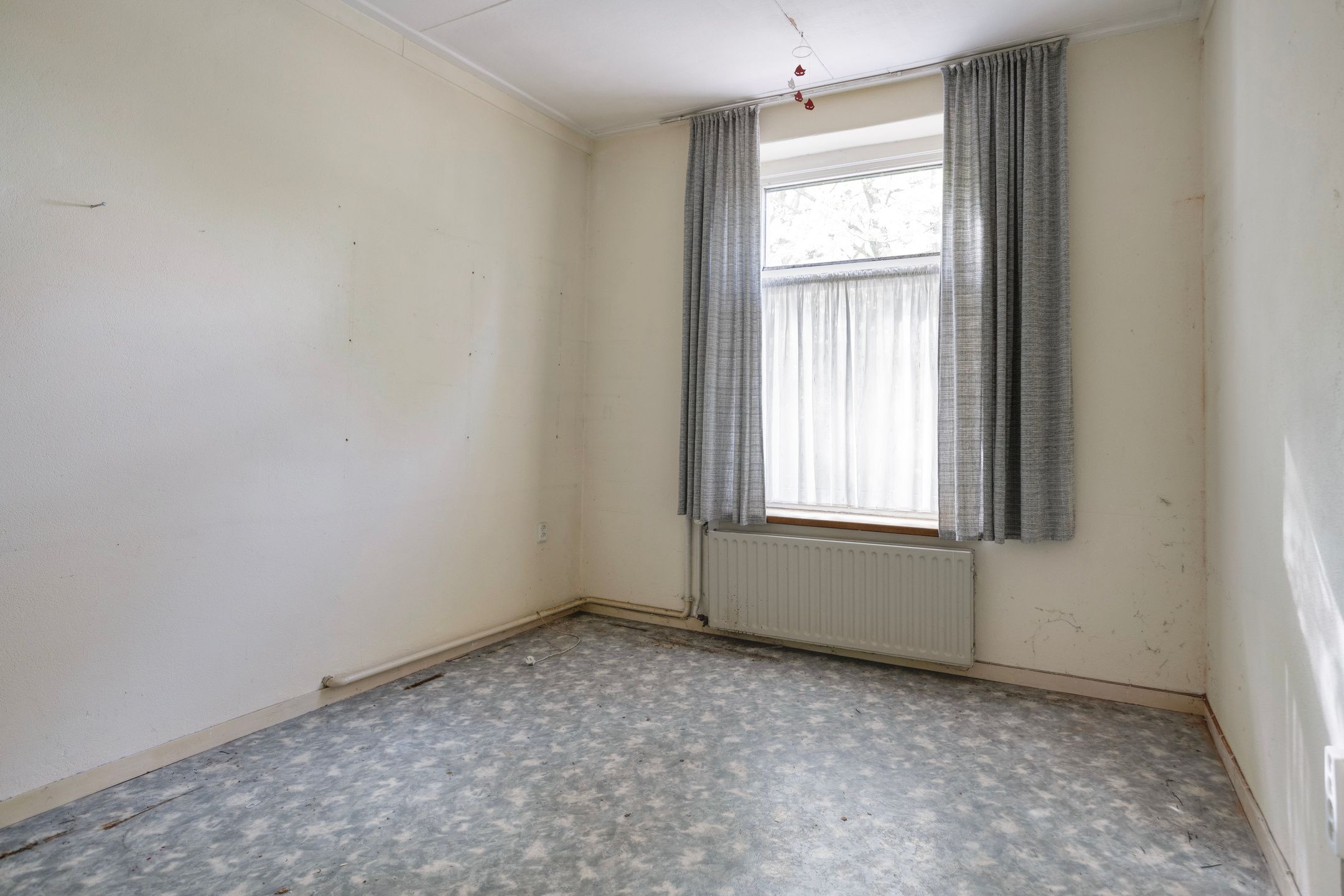 Spacious detached home with 7 bedrooms in Schimmert village center — 30