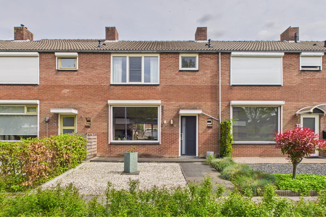 Foto 1 van van der Waalsstraat 37