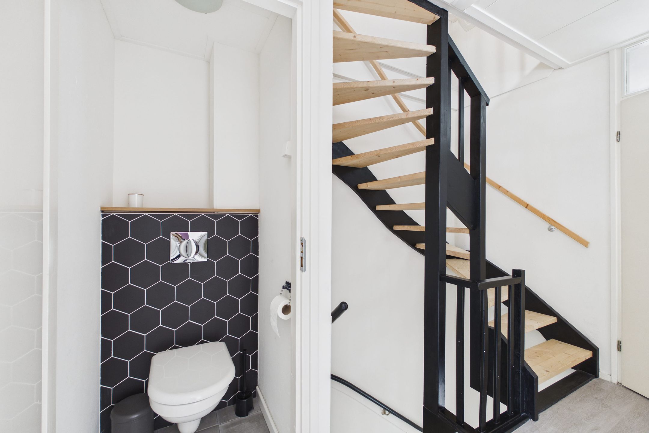 Foto 21 van van der Waalsstraat 37