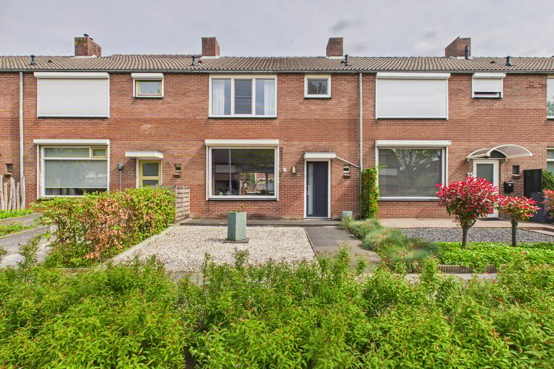 Foto 43 van van der Waalsstraat 37