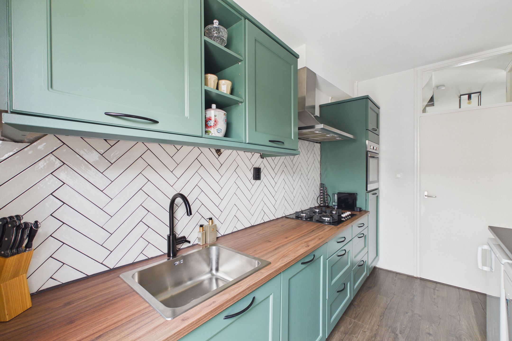 Foto 18 van van der Waalsstraat 37