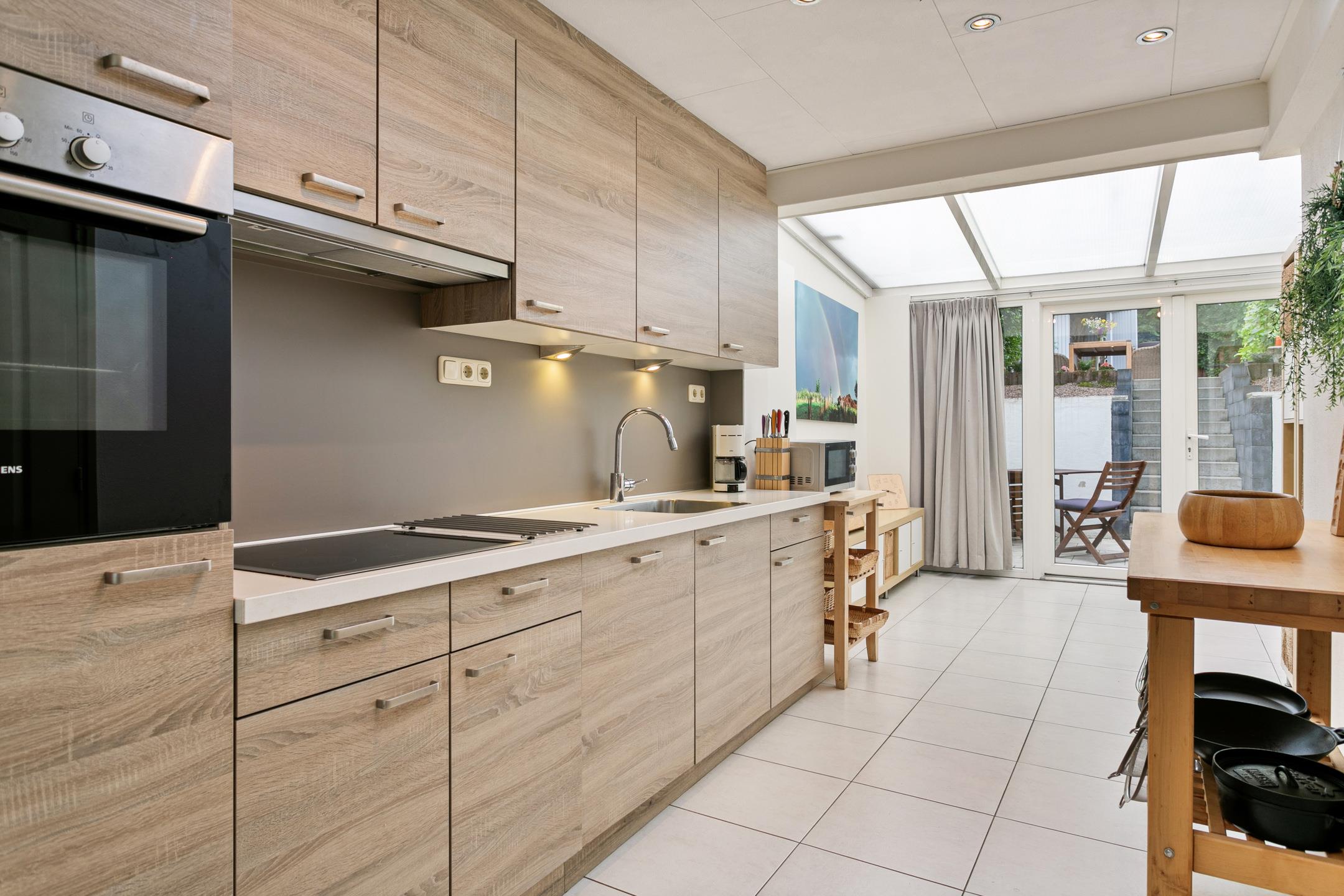 Photo 6 of Hovenstraat 15