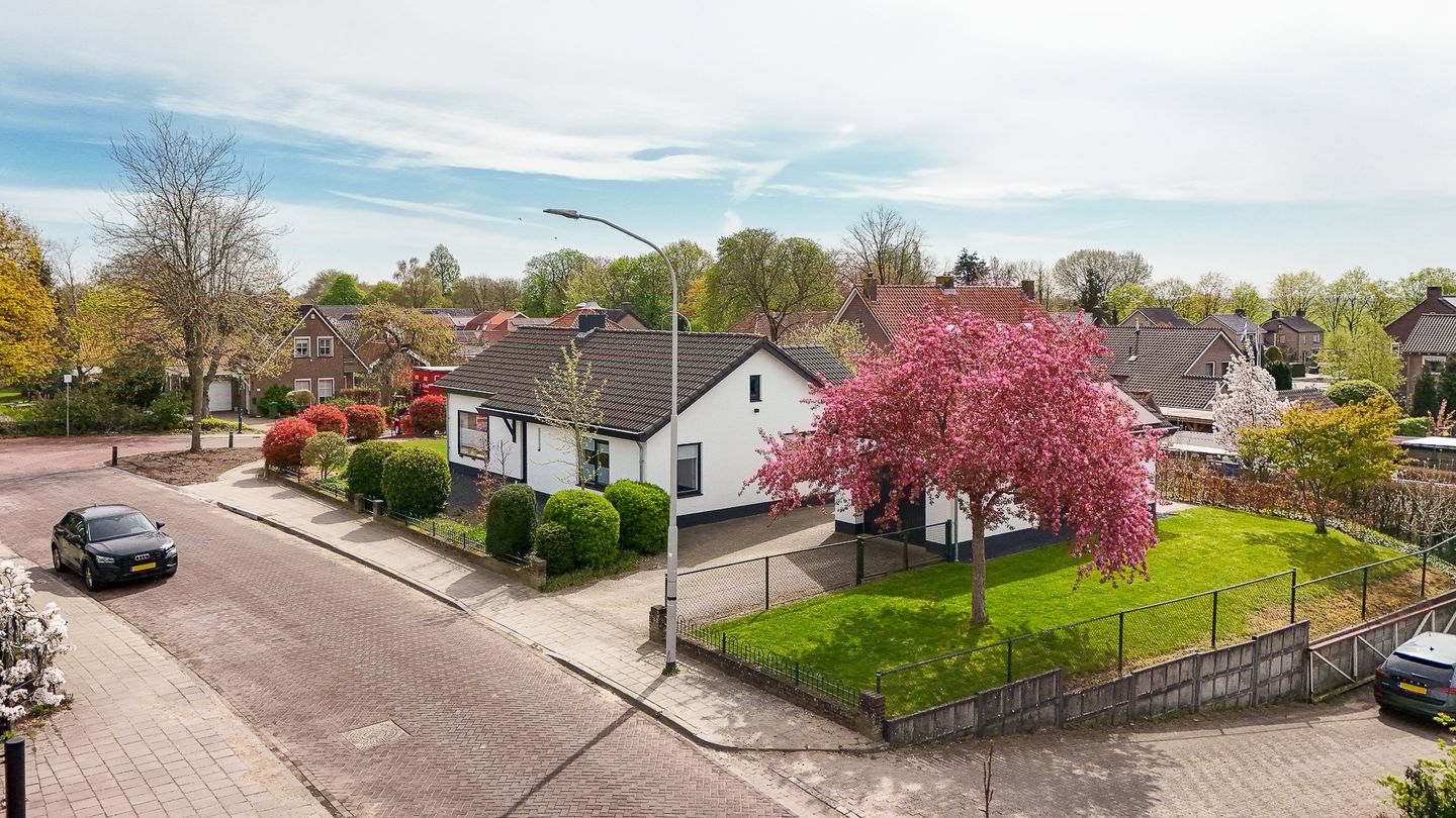 Photo 49 of Dorpsstraat 77