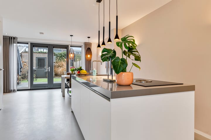 Photo 5 of Aquasingel 13