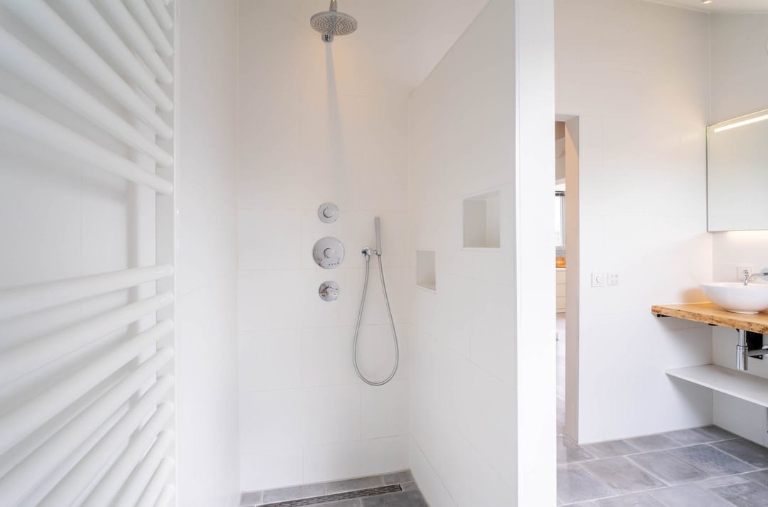 Fully Renovated Maisonette in Popular Liniekwartier, Breda — 26