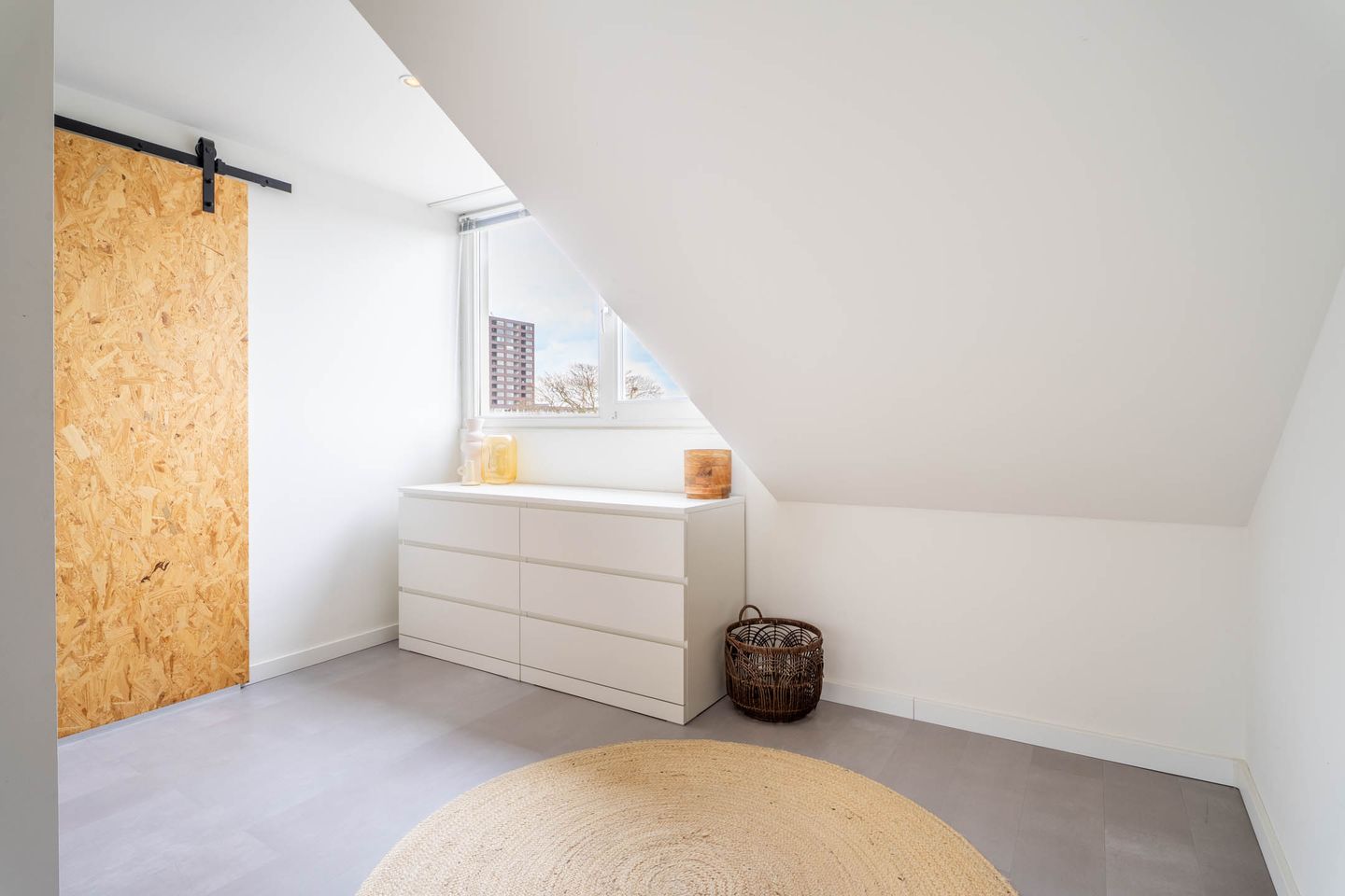 Fully Renovated Maisonette in Popular Liniekwartier, Breda — 20