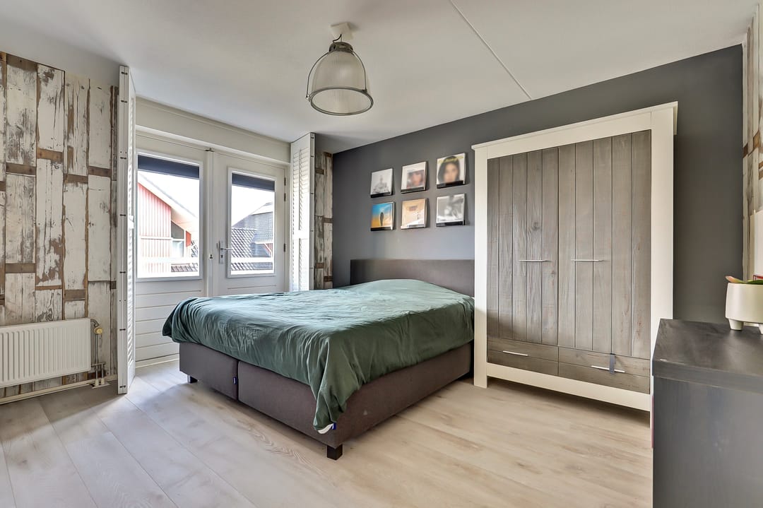 Luxurious Semi-Detached Home with Water Views in Sveaborg — 22