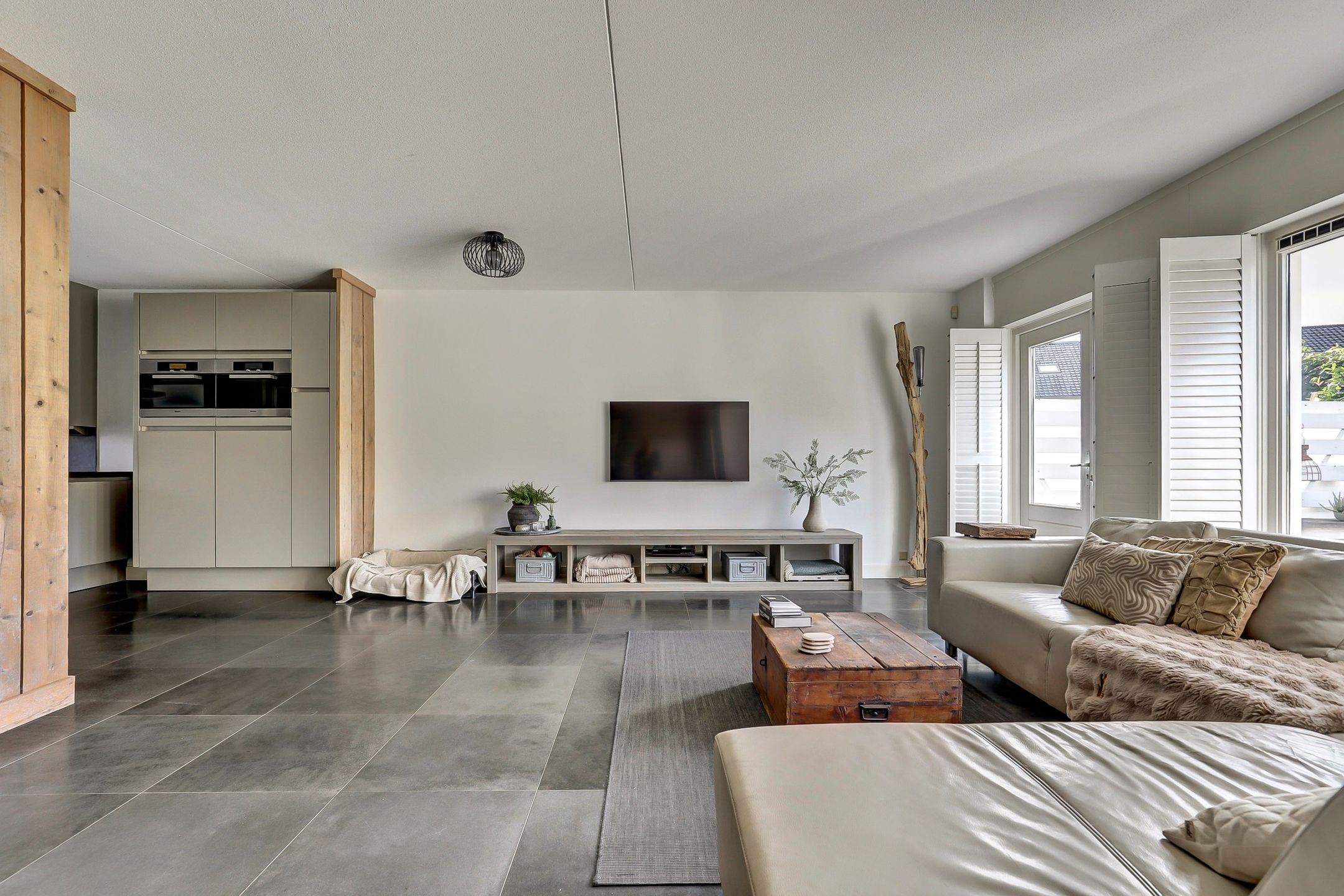 Luxurious Semi-Detached Home with Water Views in Sveaborg — 12