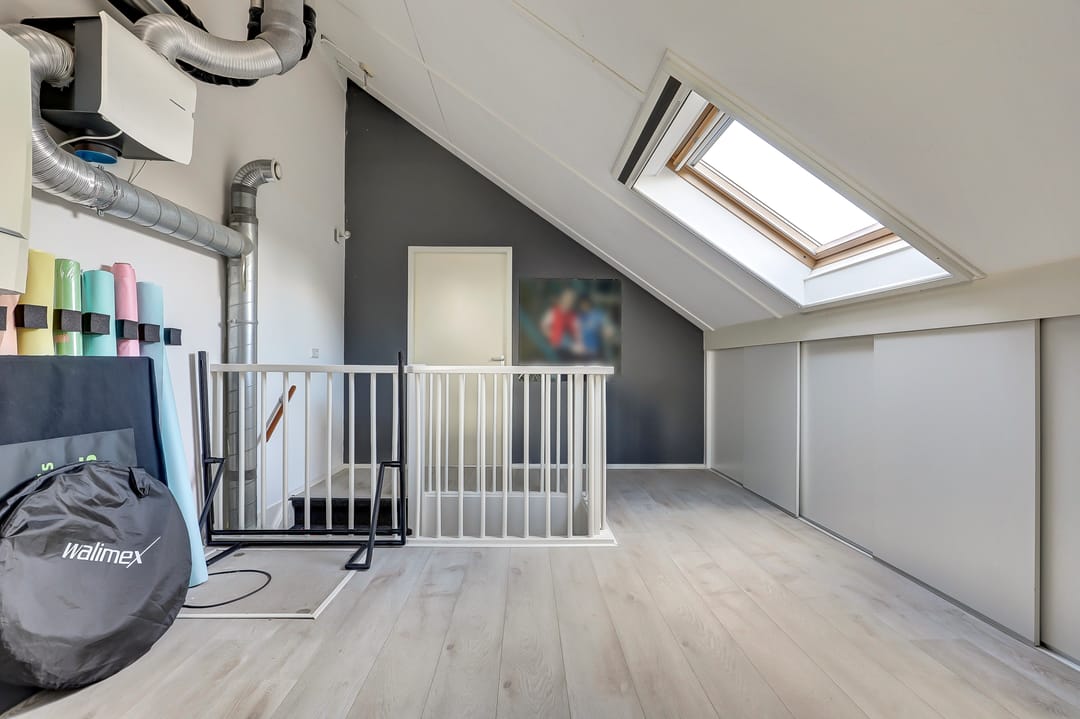 Luxurious Semi-Detached Home with Water Views in Sveaborg — 31
