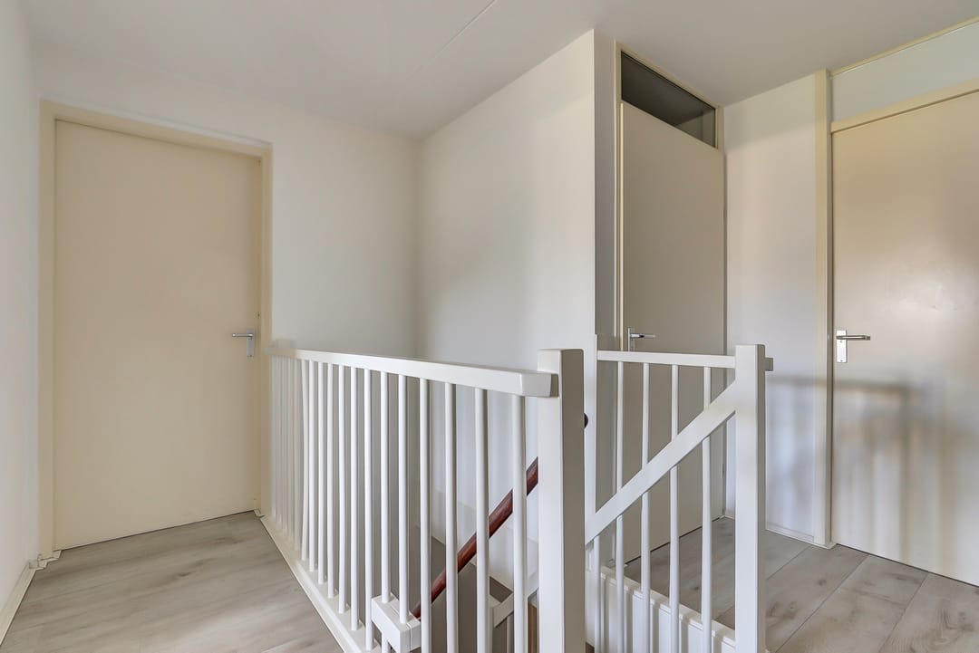 Luxurious Semi-Detached Home with Water Views in Sveaborg — 16
