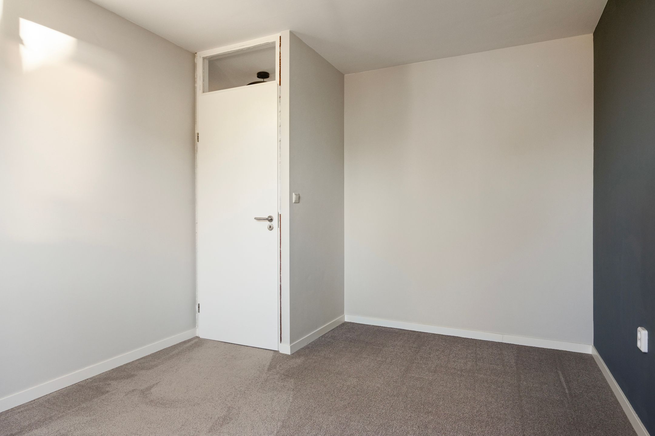 Spacious Semi-Detached Home with Garage and Additional Living Space in Lierderholthuis — 21