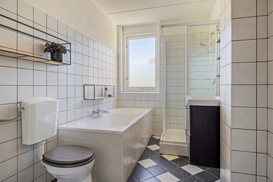 Spacious Semi-Detached Home with Garage and Additional Living Space in Lierderholthuis — 22
