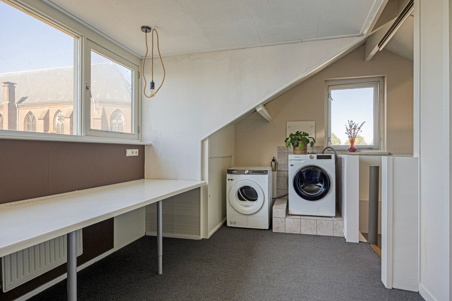 Spacious Semi-Detached Home with Garage and Additional Living Space in Lierderholthuis — 25