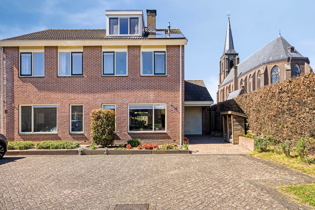 Spacious Semi-Detached Home with Garage and Additional Living Space in Lierderholthuis — 41