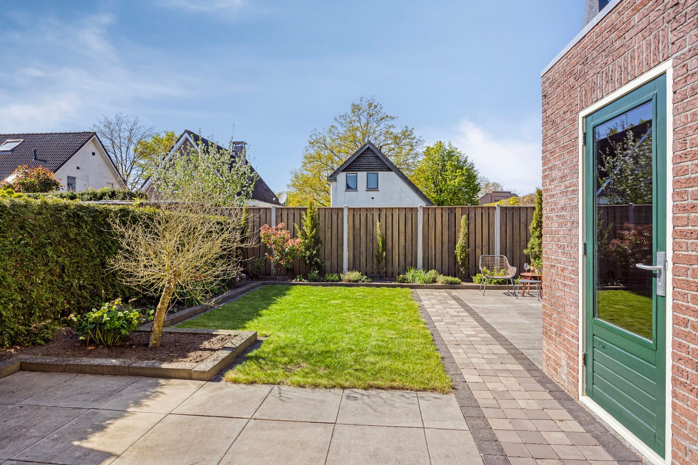 Spacious Semi-Detached Home with Garage and Additional Living Space in Lierderholthuis — 34