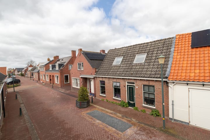 Photo 4 of Hoofdstraat 59