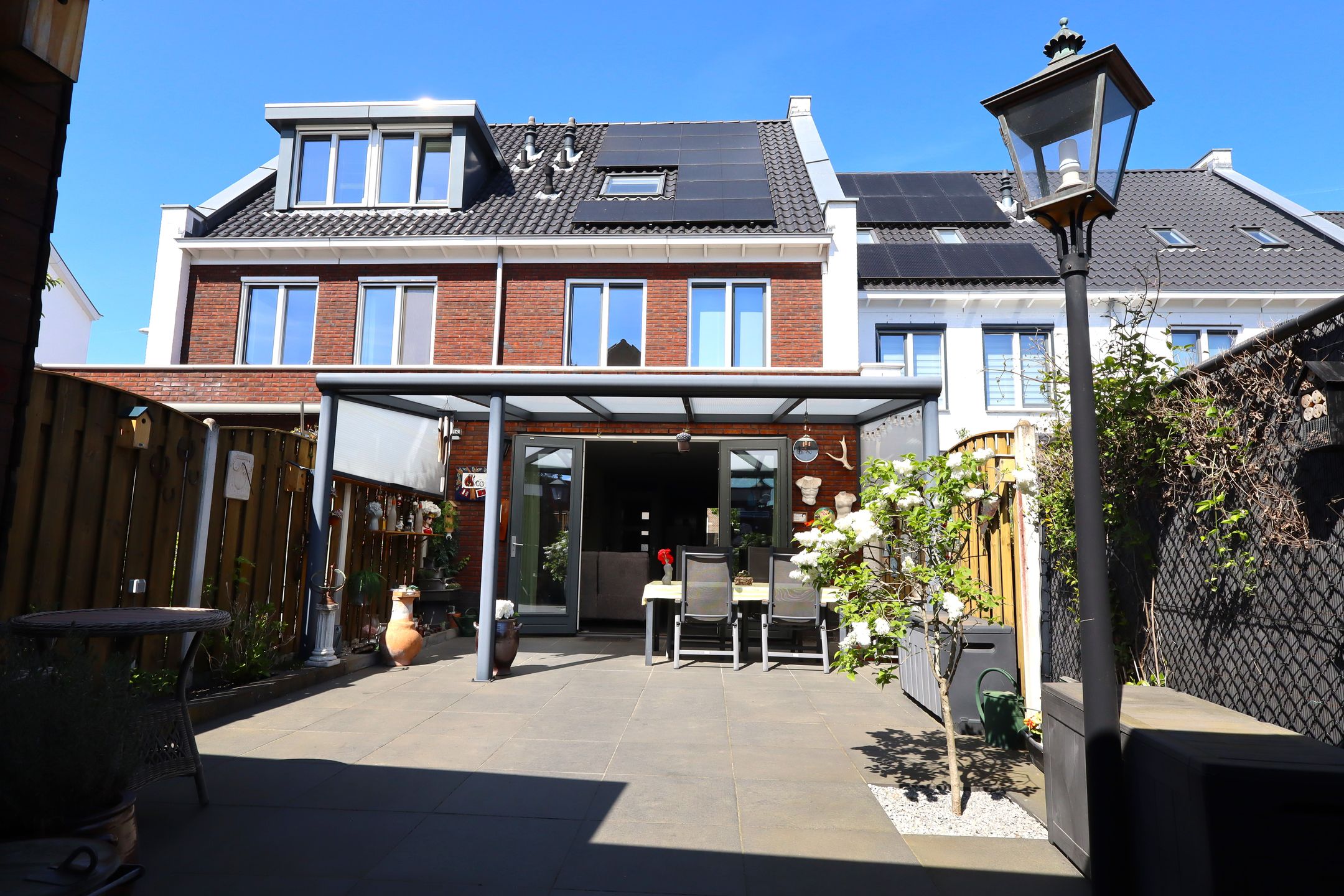 Extended family home with south-facing garden in Oosterhout city centre — 24