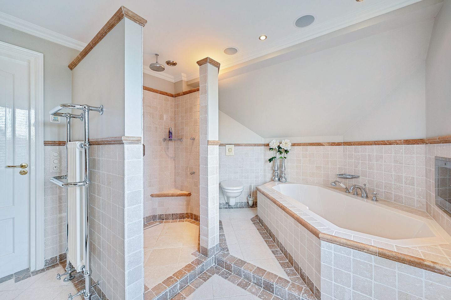 Foto 44 van Grote Achterweg 19