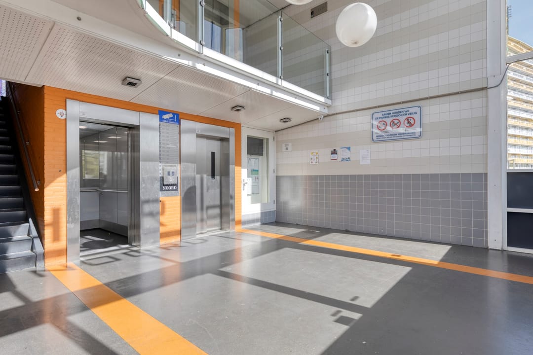 Foto 8 van Pharus 73