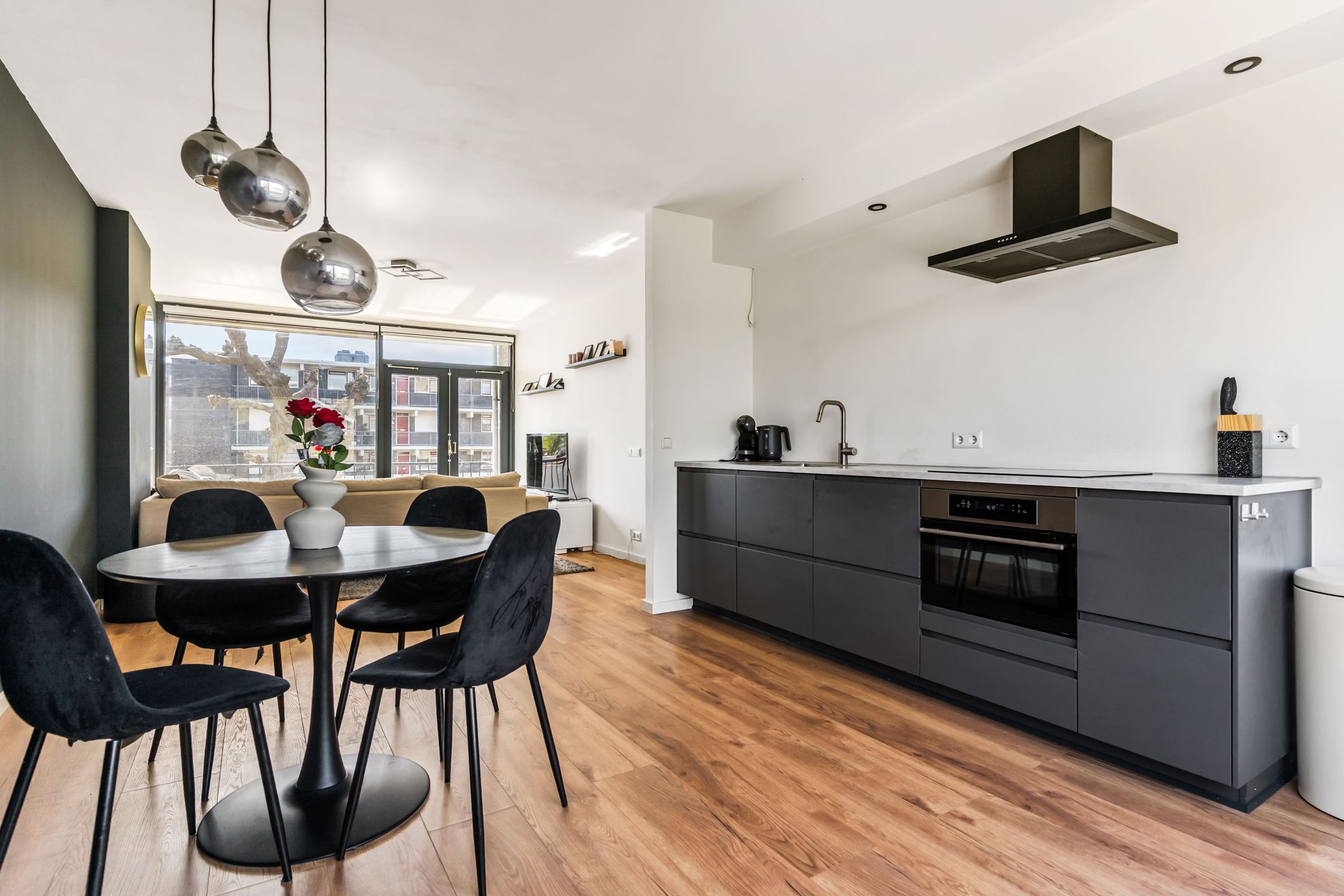 Foto 3 van Dahliastraat 6