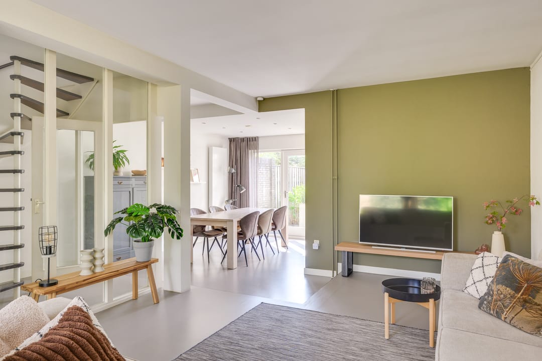 Foto 11 van Apollo 5