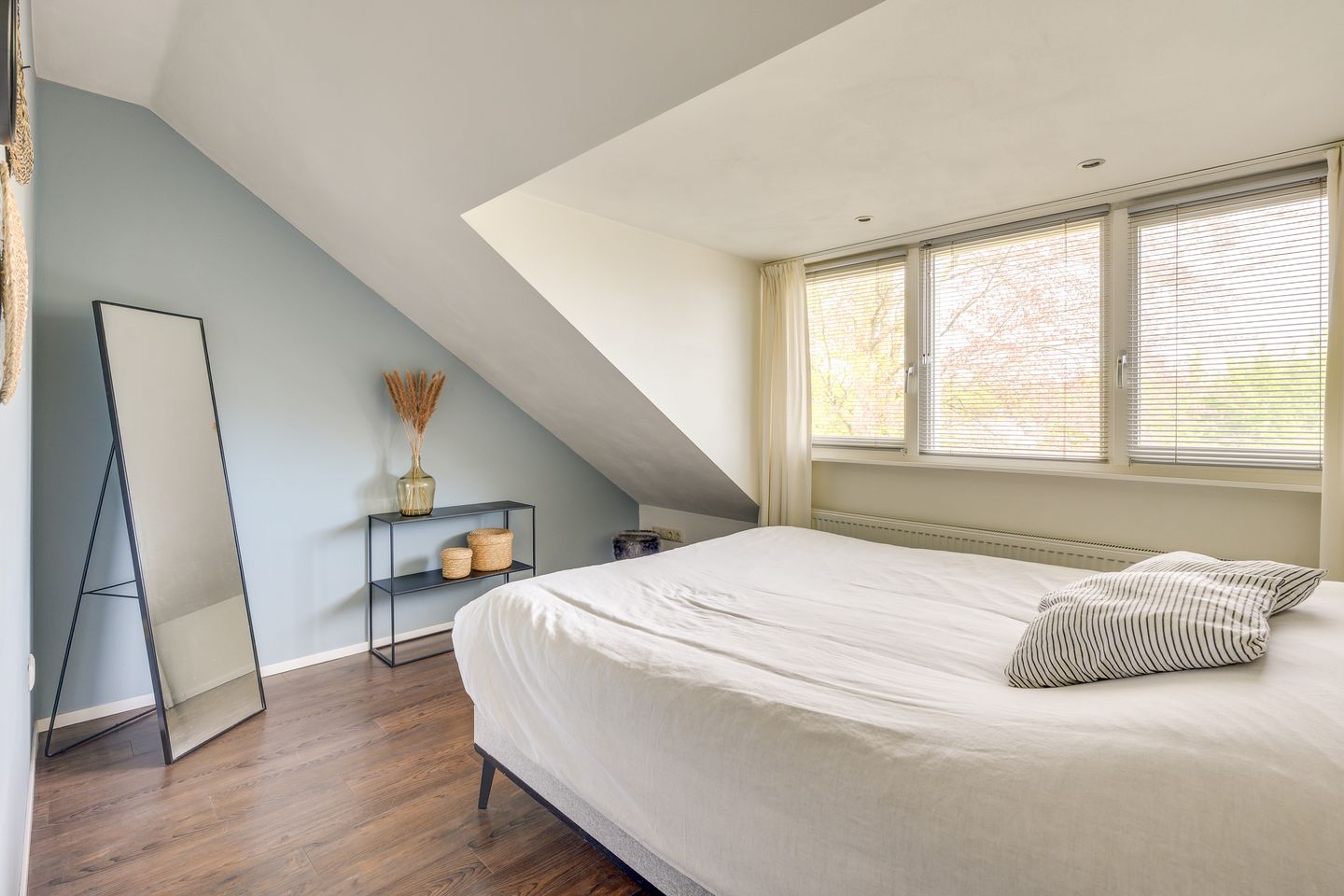 Foto 35 van Apollo 5