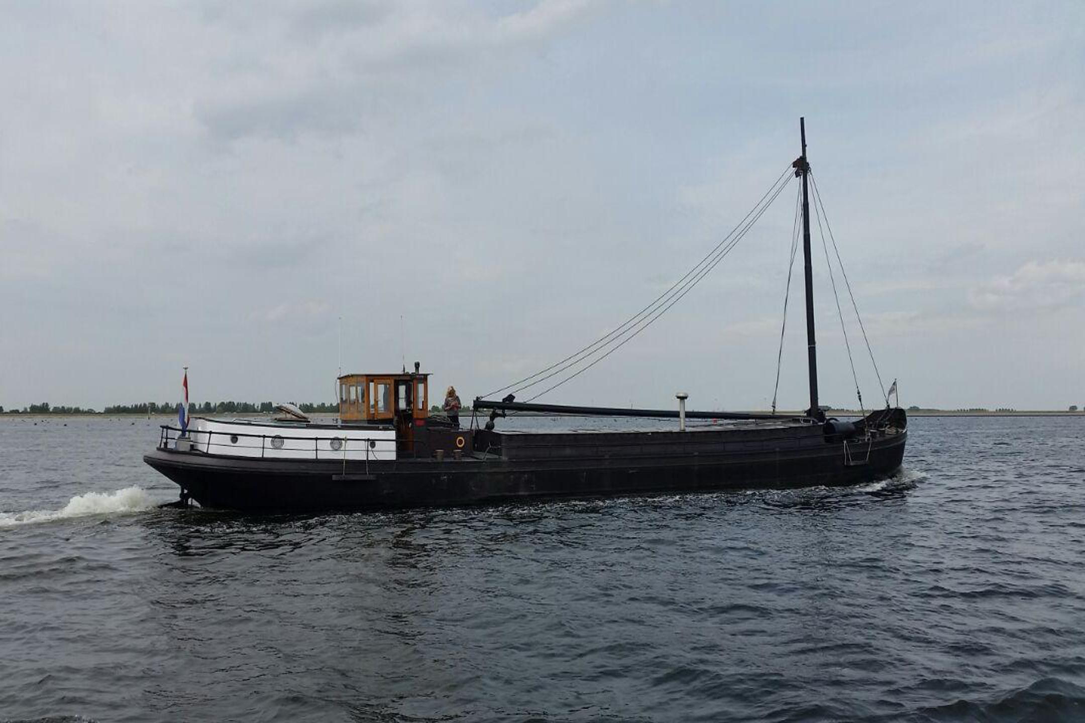 Foto 6 van Steigerdijk 12