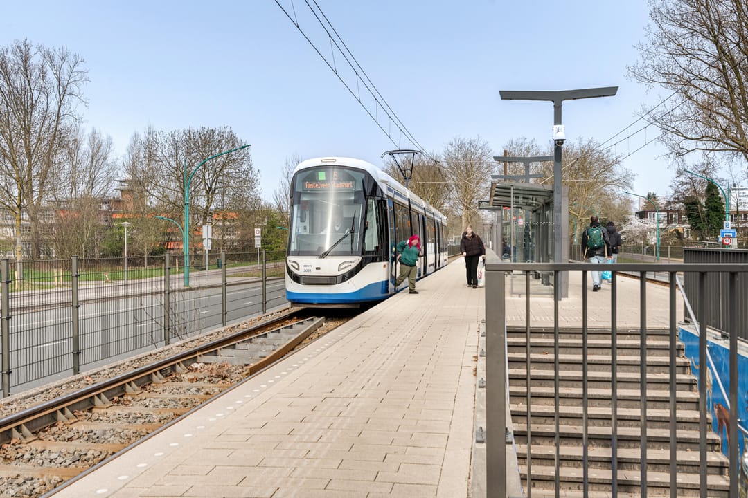 Foto 23 van Bos en Vaartlaan 71