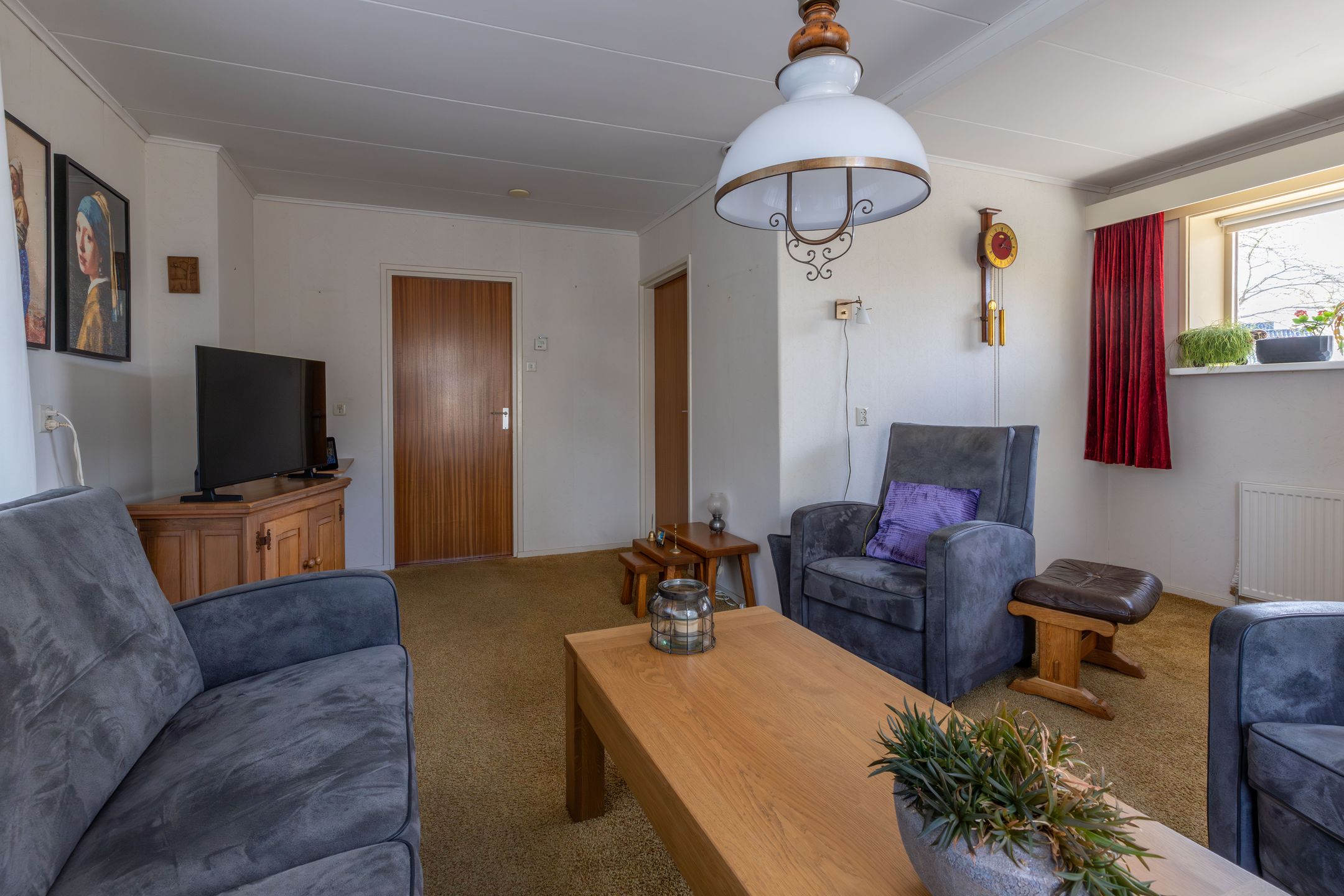 Spacious detached home with sunny garden and double driveway in Drogeham — 12