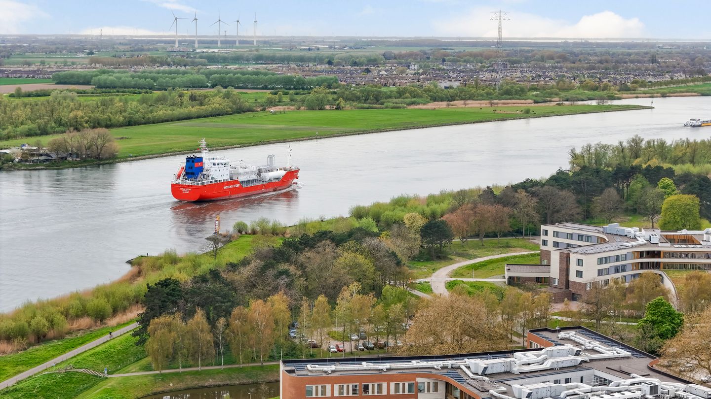 Foto 55 van Albrandswaardsedijk 90