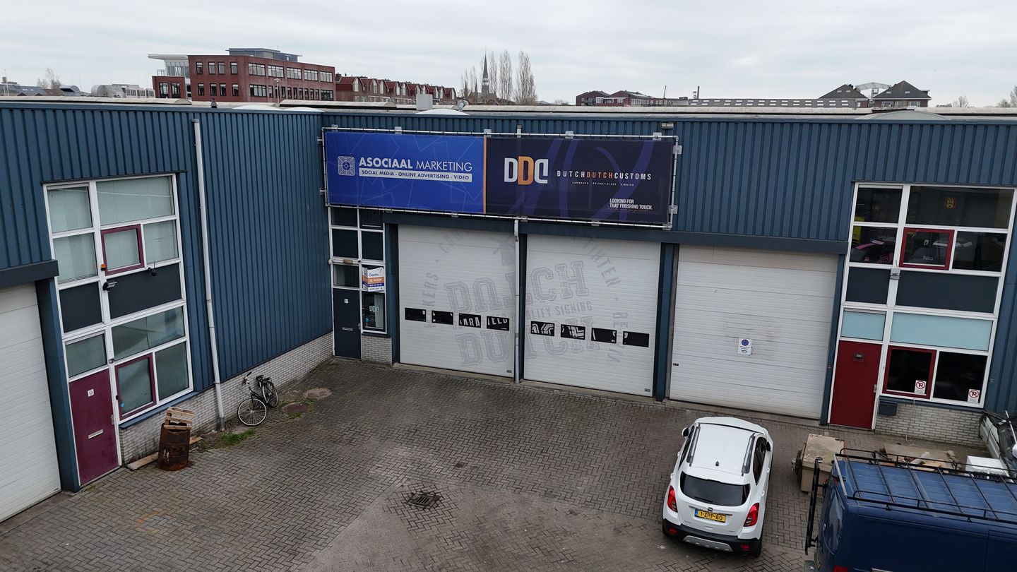 View photo 1 of Ambachtsstraat 11