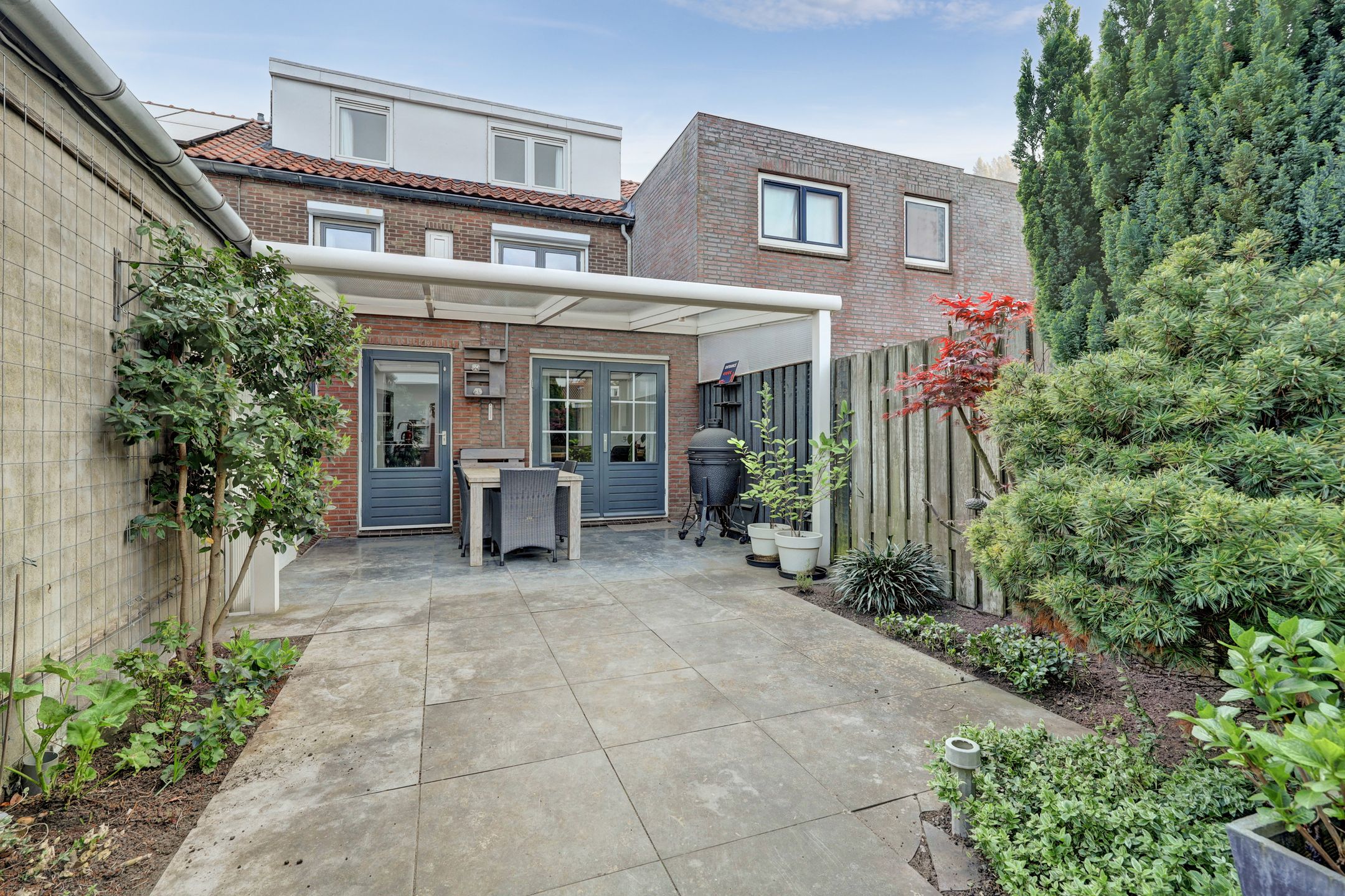 Spacious Terraced Home with Full-Width Extension and Sunny West-Facing Garden in Best — 39