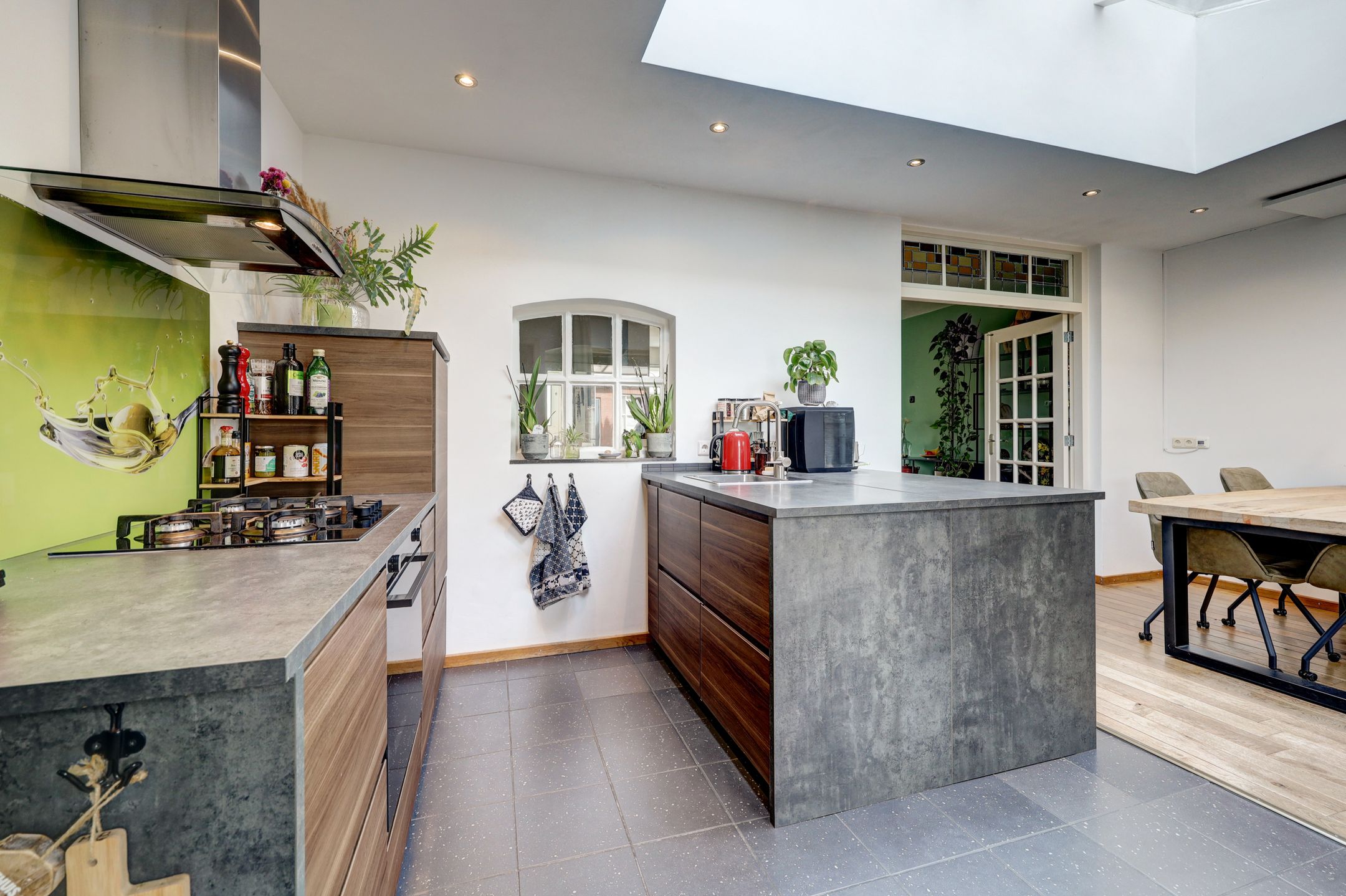 Spacious Terraced Home with Full-Width Extension and Sunny West-Facing Garden in Best — 15