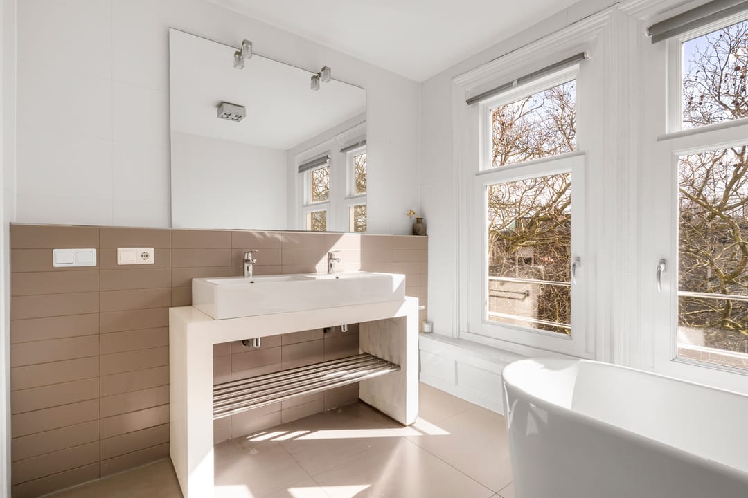 Renovated Upper Apartment with Roof Terrace in Amsterdam South — 16