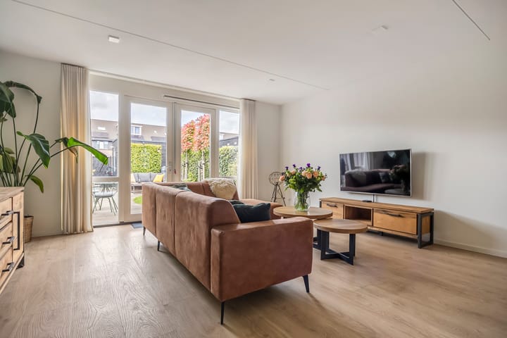 Foto 5 van Sergeant 37