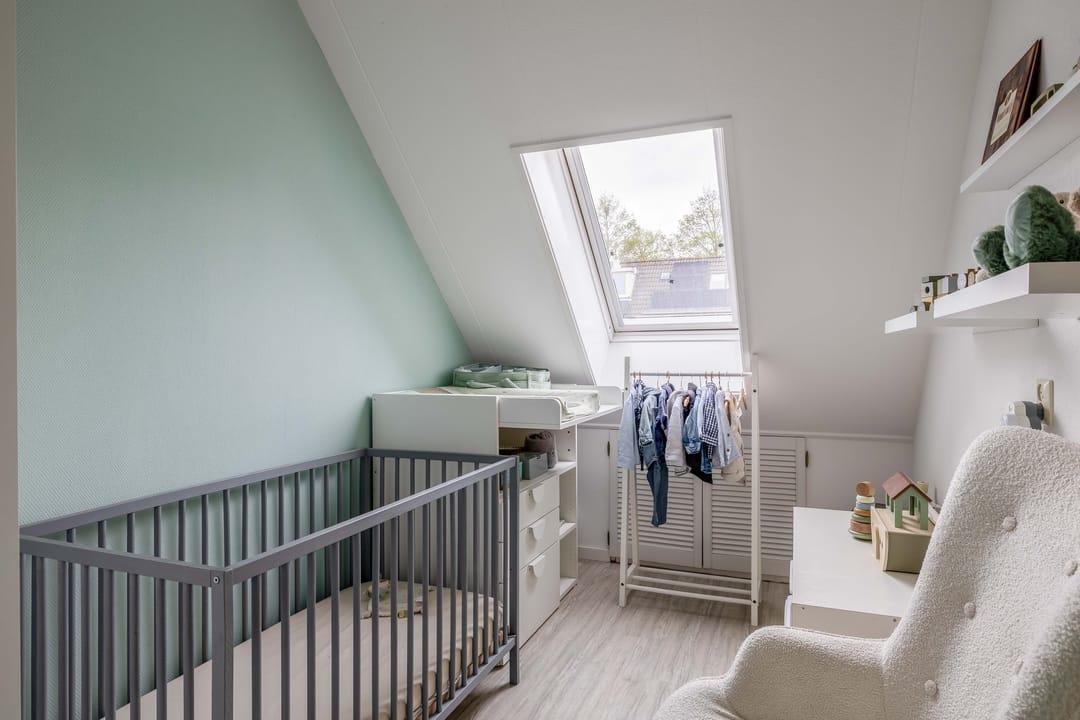 Move-in ready family home with four bedrooms and solar panels in child-friendly Nieuwland — 26