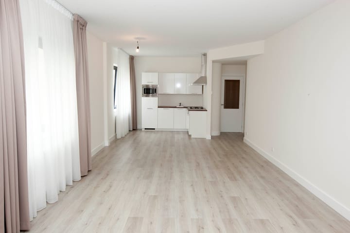 Photo 2 of Sint Jorisplein 10-C