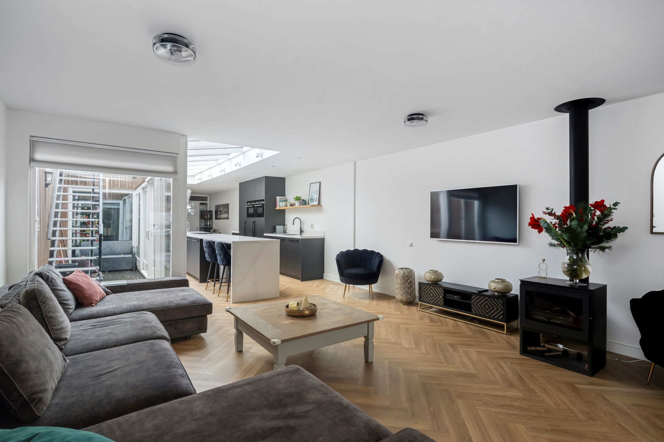 Photo 3 of Ledastraat 19