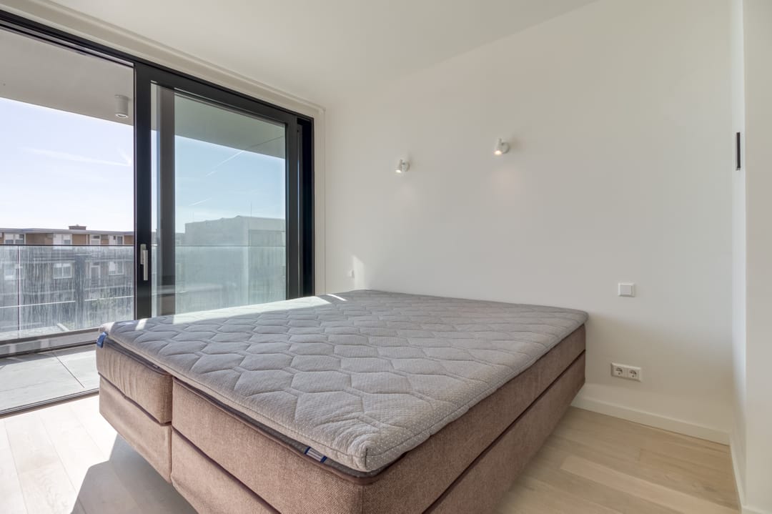 Luxury seafront apartment with dual balconies in exclusive Cadzand-Bad resort — 17