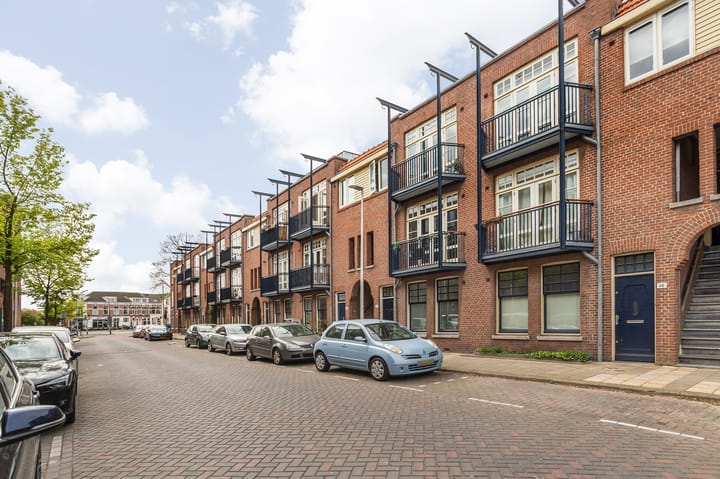 Foto 4 van Busken Huetstraat 46