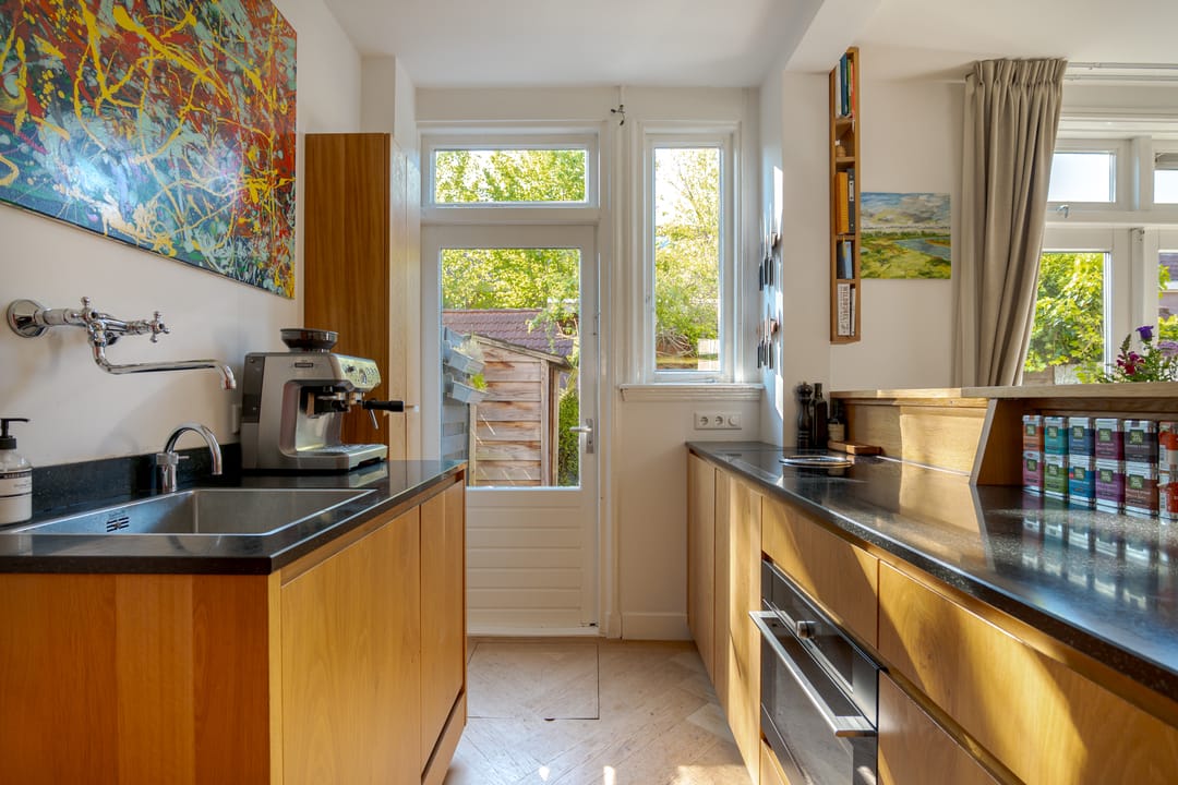 Photo 17 of Van Galenstraat 51