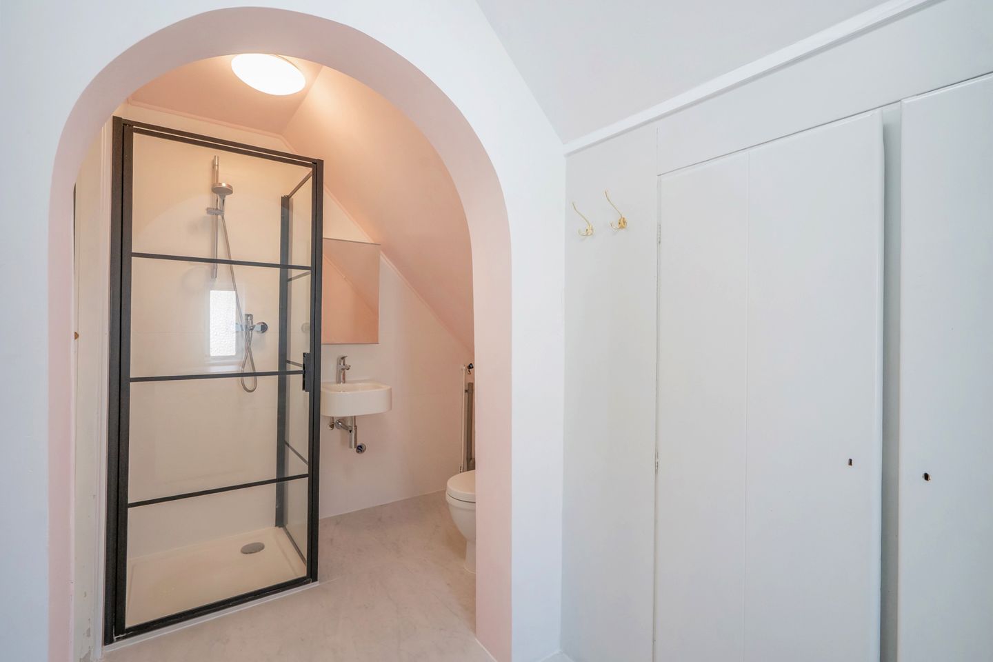 Photo 49 of Prins Bernhardlaan 2