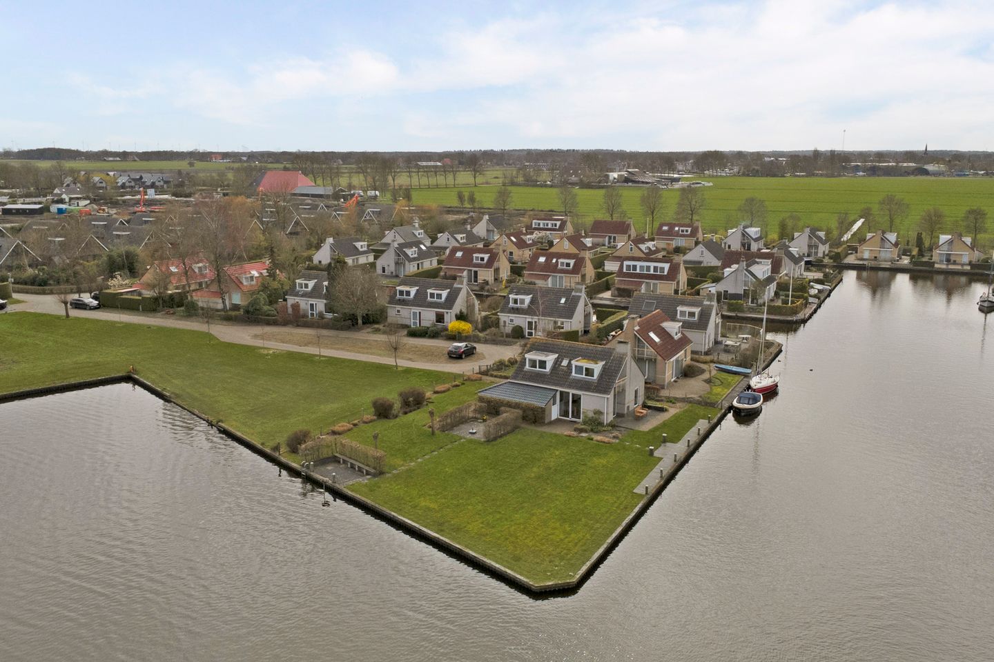 Photo 5 of Markant 5