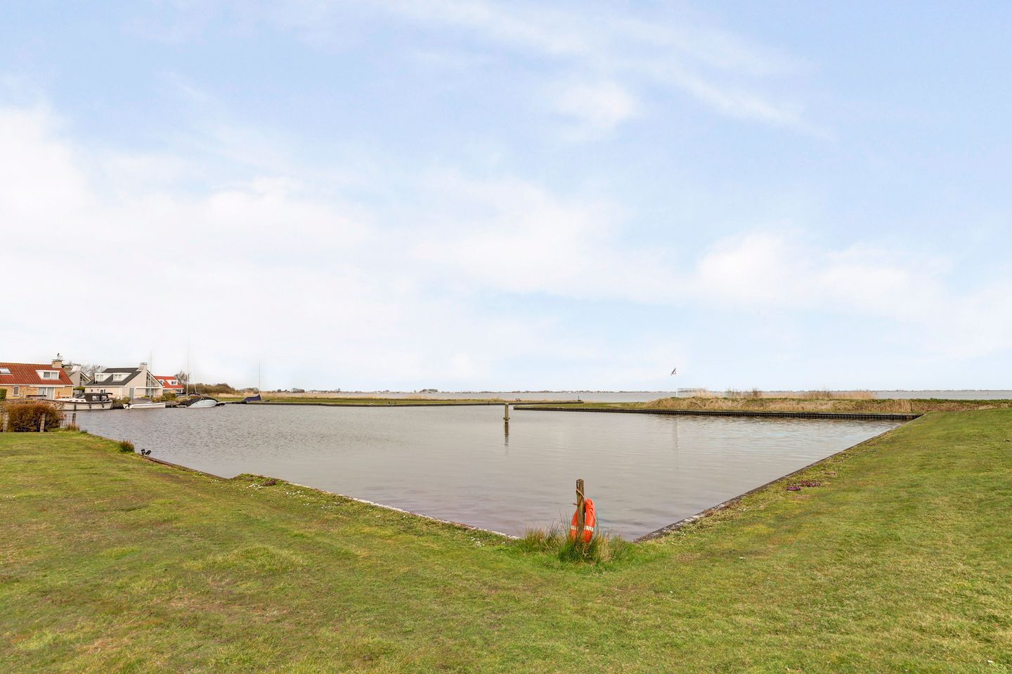 Photo 29 of Markant 5