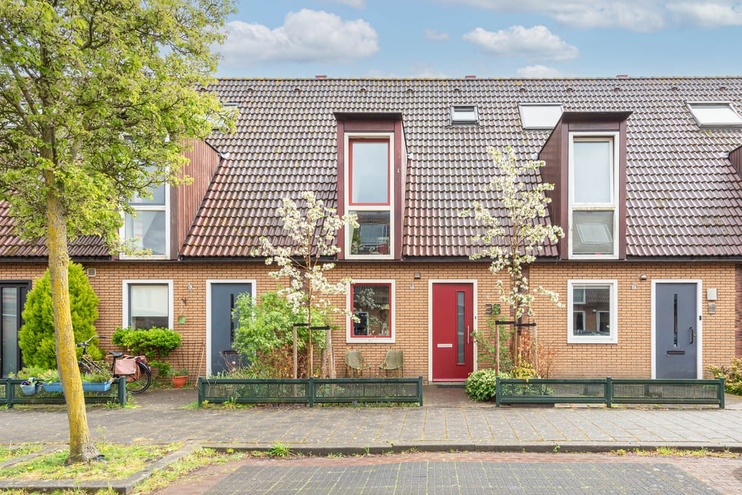 Foto 1 van Obelisk 35