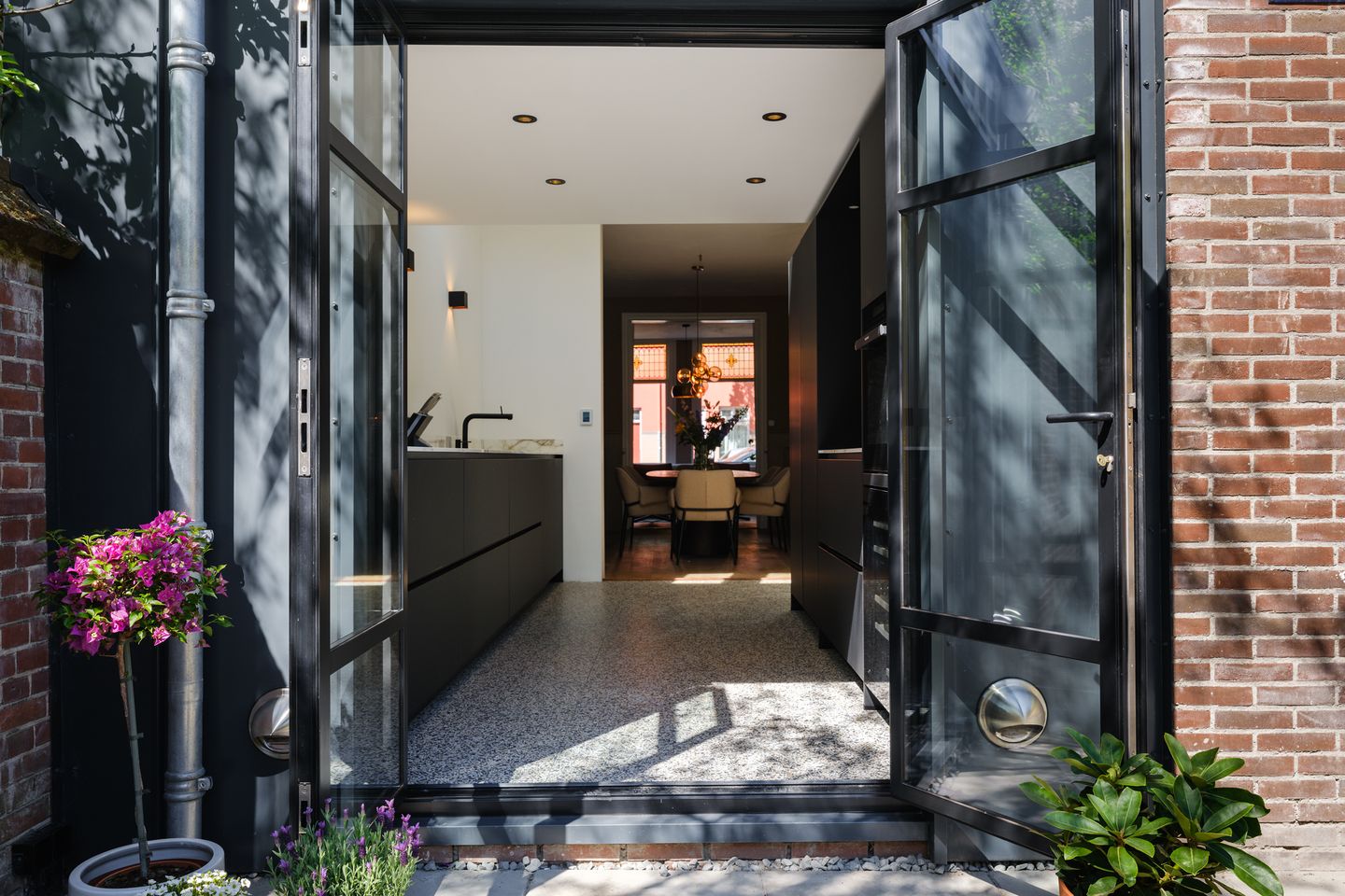 Foto 19 van Willem van Noortstraat 43