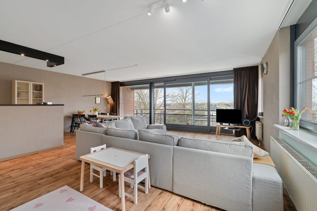 Foto 11 van Riouwstraat 28