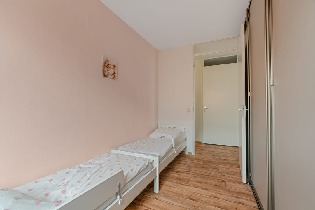 Foto 22 van Riouwstraat 28