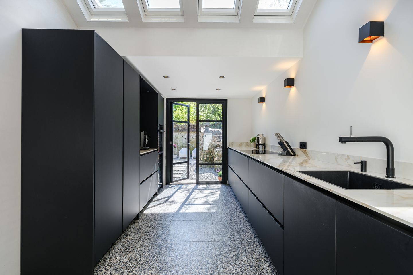 Foto 10 van Willem van Noortstraat 43